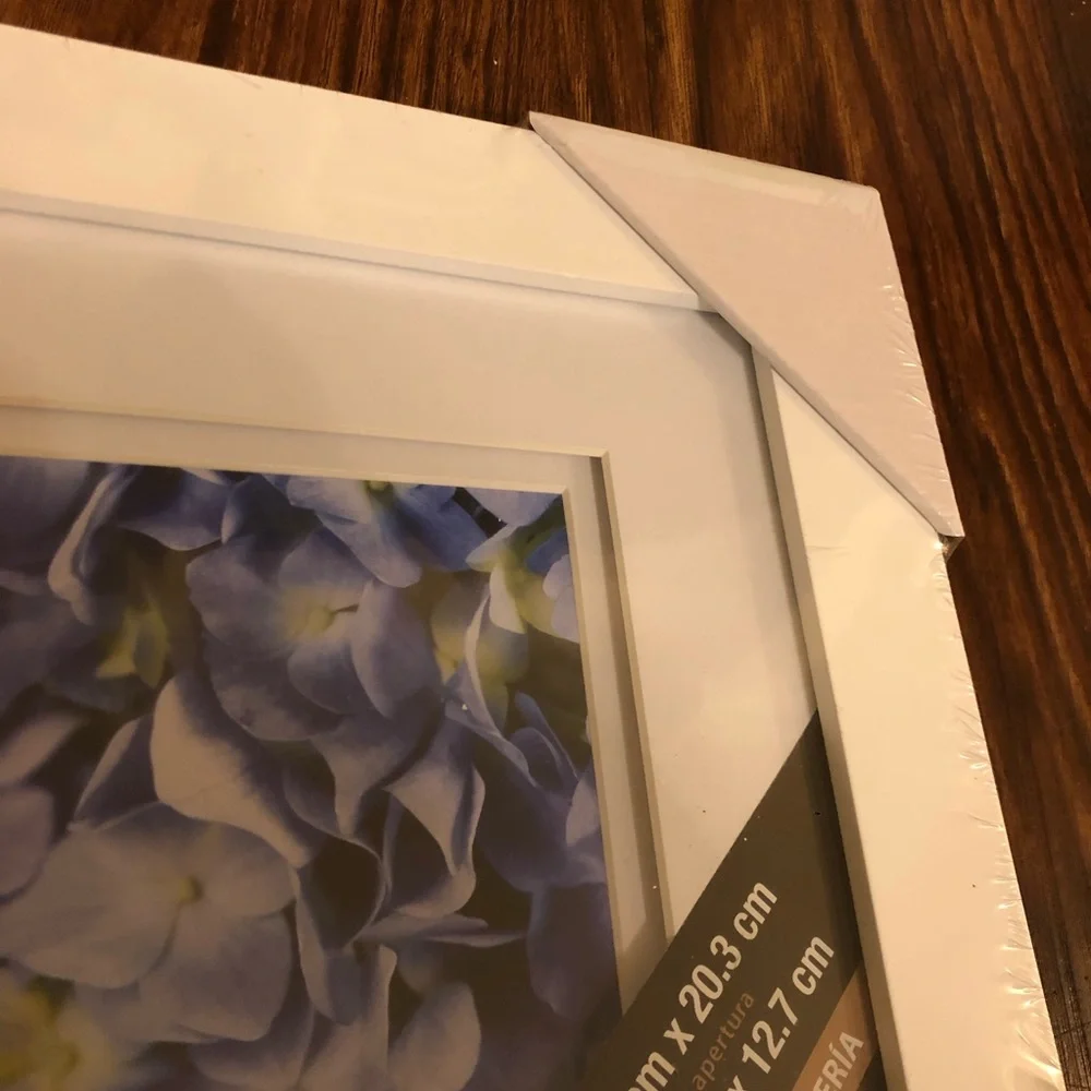 ☀NWT Studio Décor White Gallery Frame with Double Mat 5
